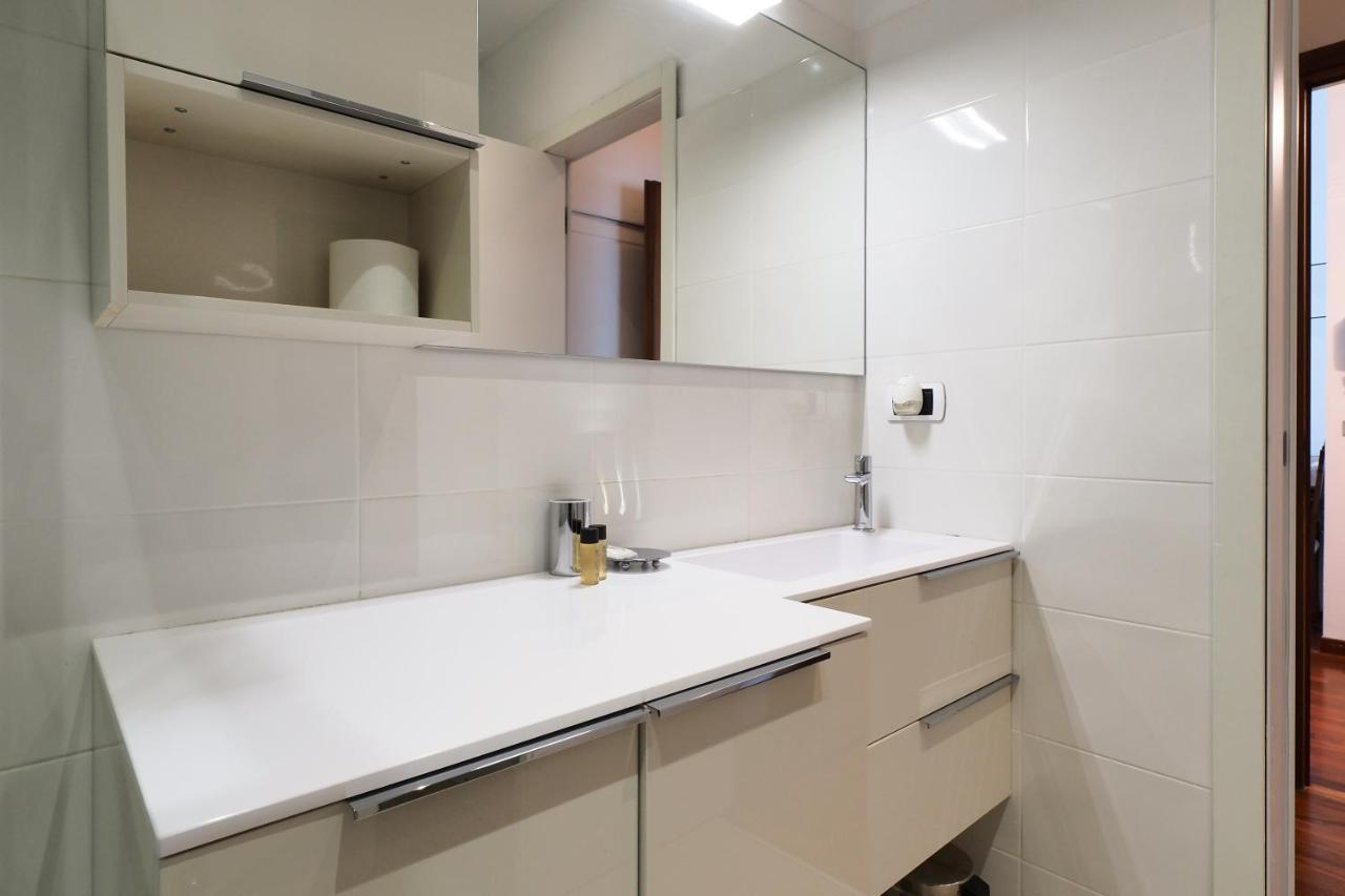 Duomo Luxury Apartment VI Milan Luaran gambar